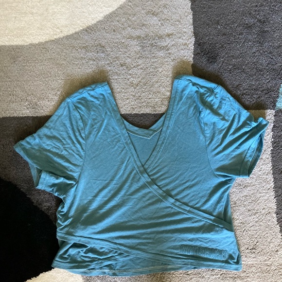 Gymshark tee - Picture 2 of 2